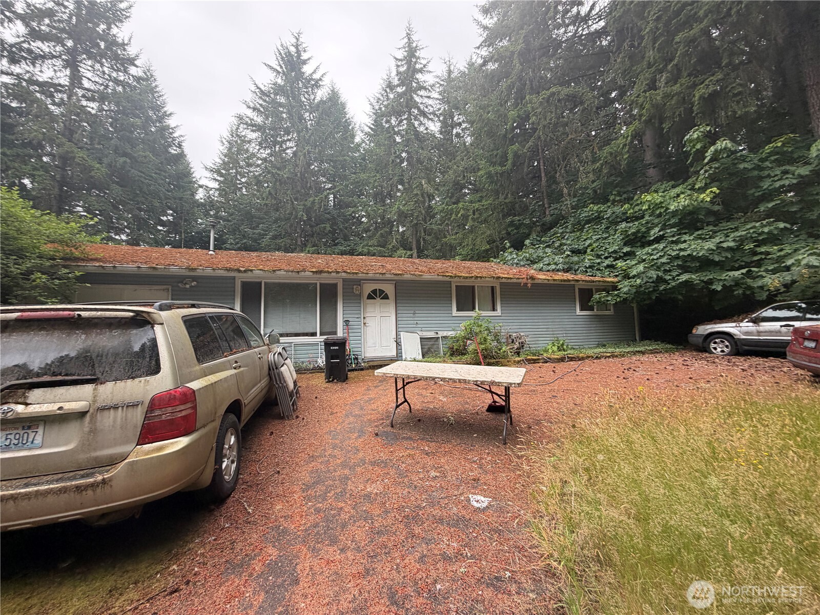 7637 Kittiwake Drive Property Photo 1