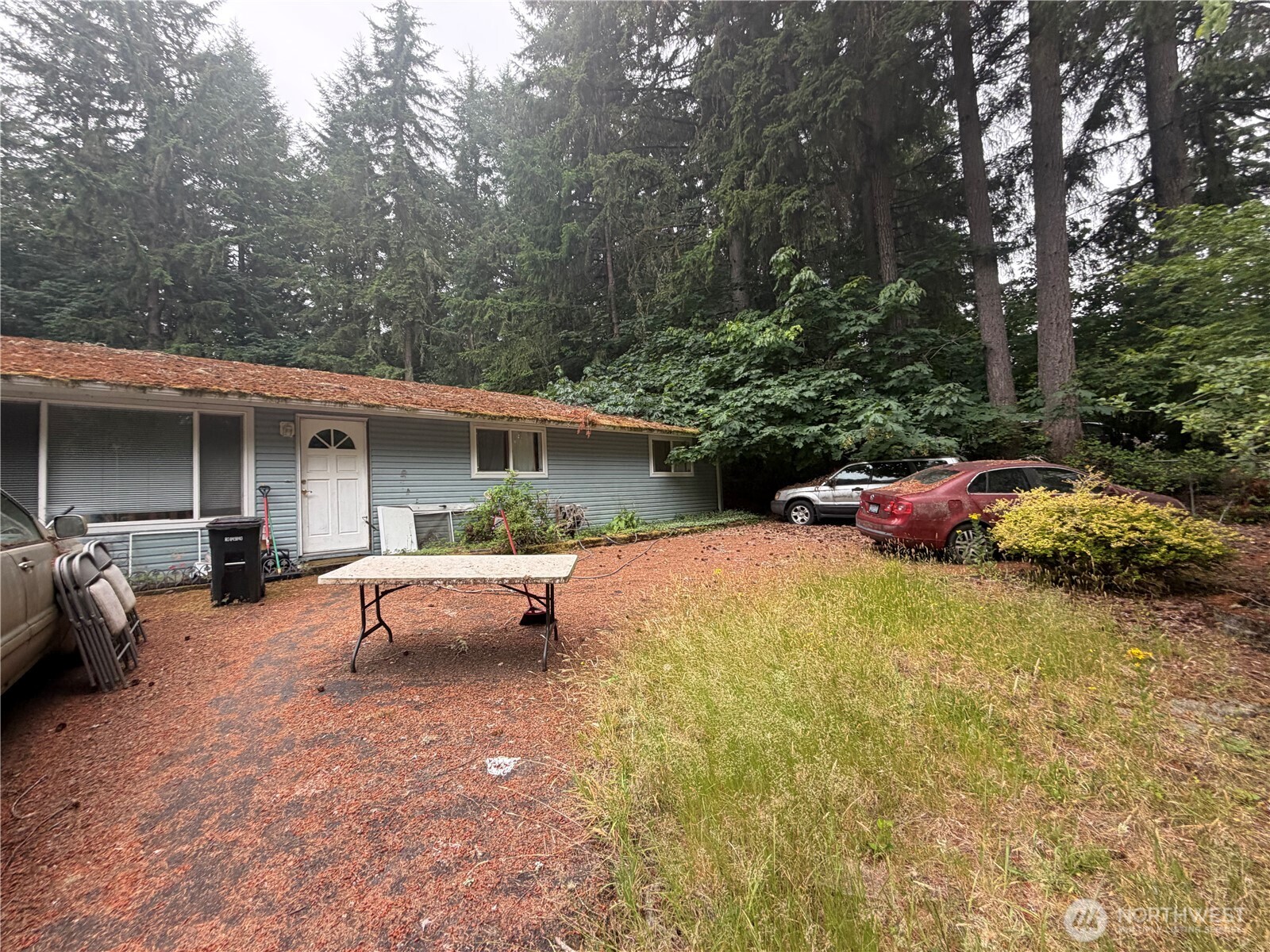 7637 Kittiwake Drive Property Photo 2