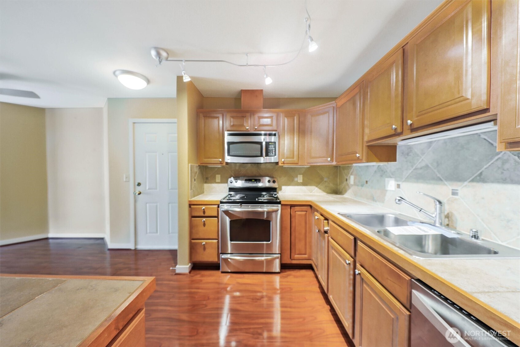 13405 97th Avenue 107 Property Photo 9