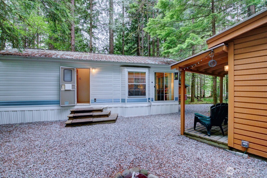 57 Riverside Drive Property Photo 10