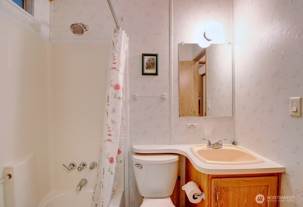 57 Riverside Drive Property Photo 19