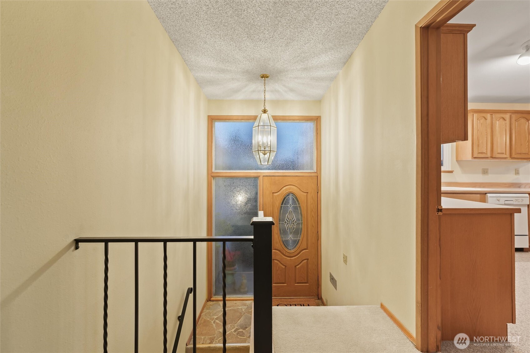 741 Hemlock Street Property Photo 4