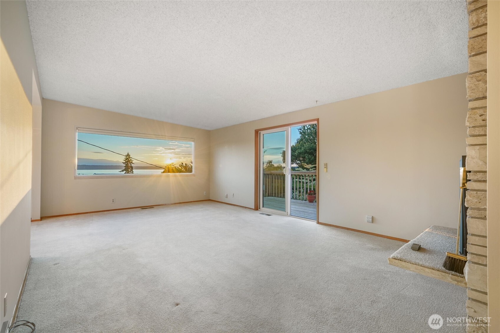 741 Hemlock Street Property Photo 14
