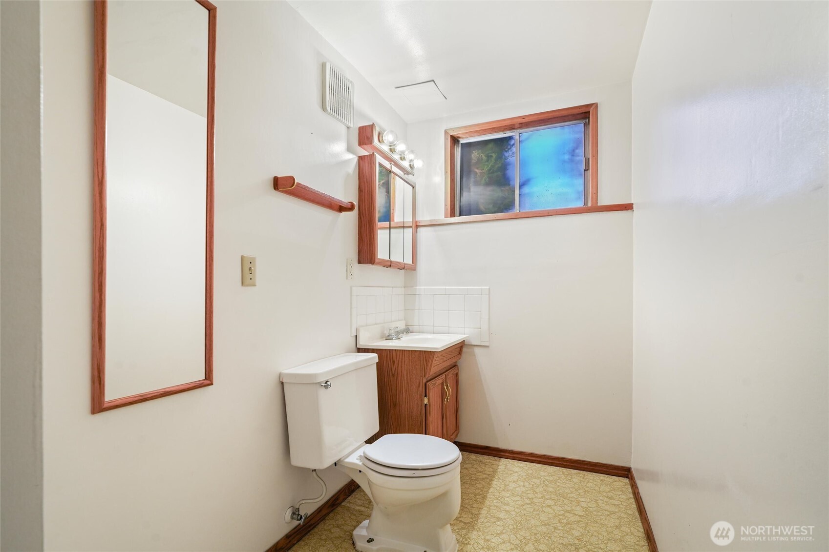741 Hemlock Street Property Photo 29