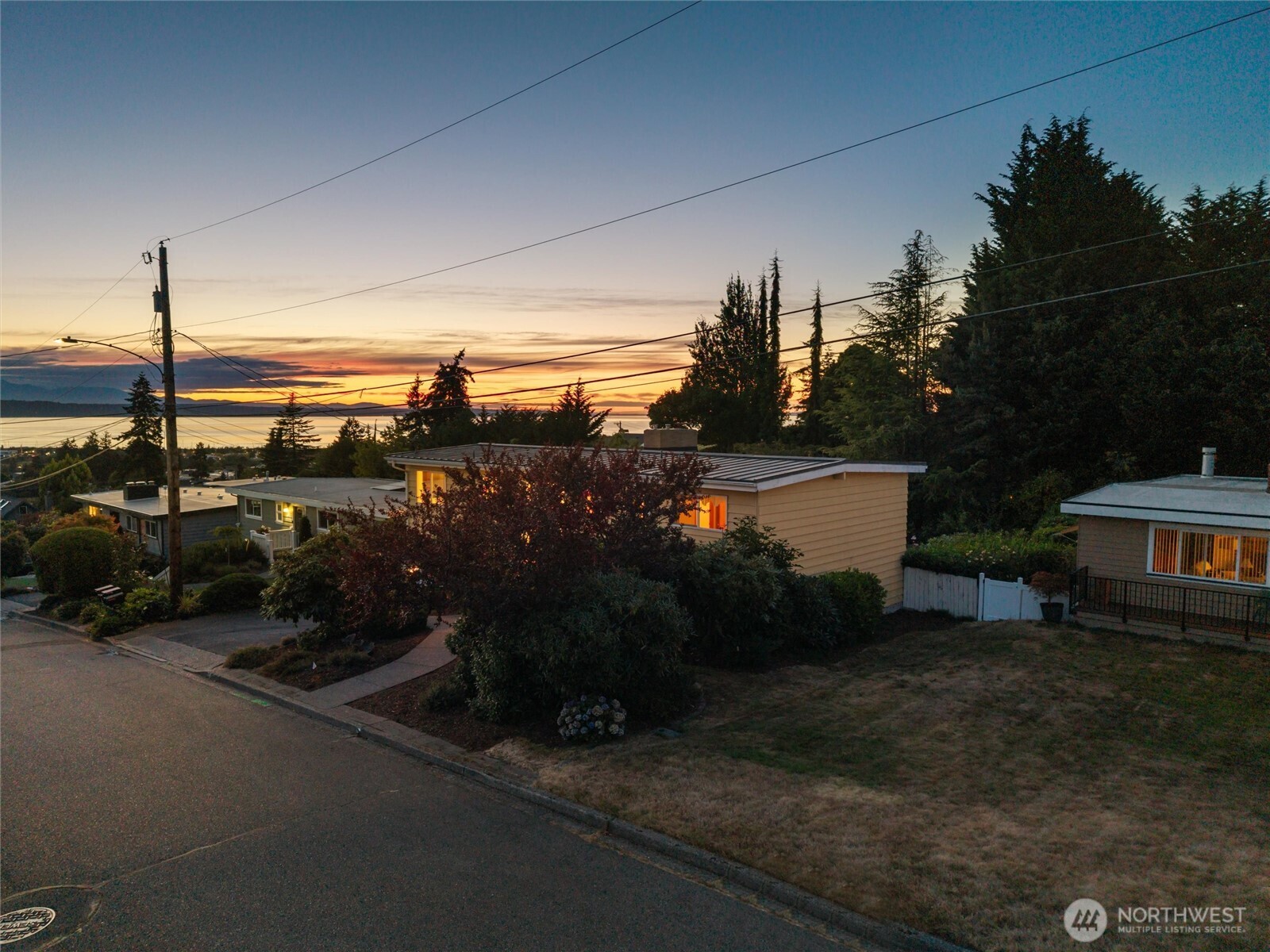 741 Hemlock Street Property Photo 39