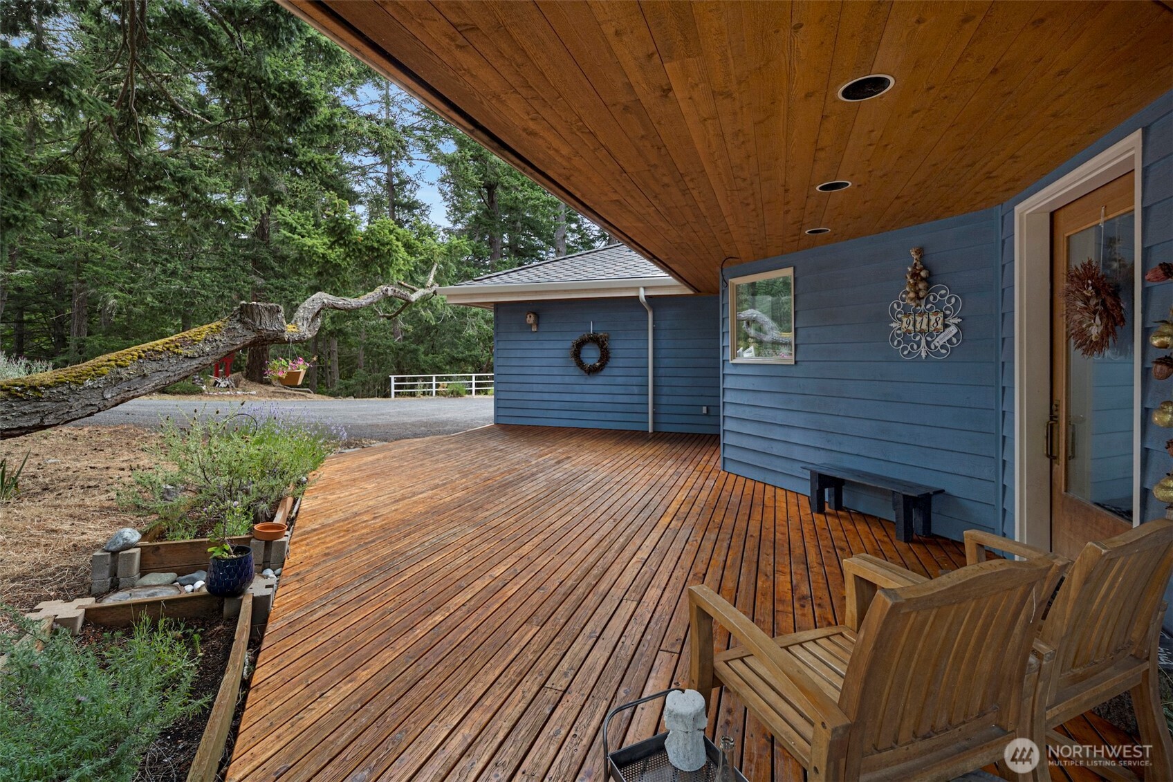 918 Terrace Drive Property Photo 4