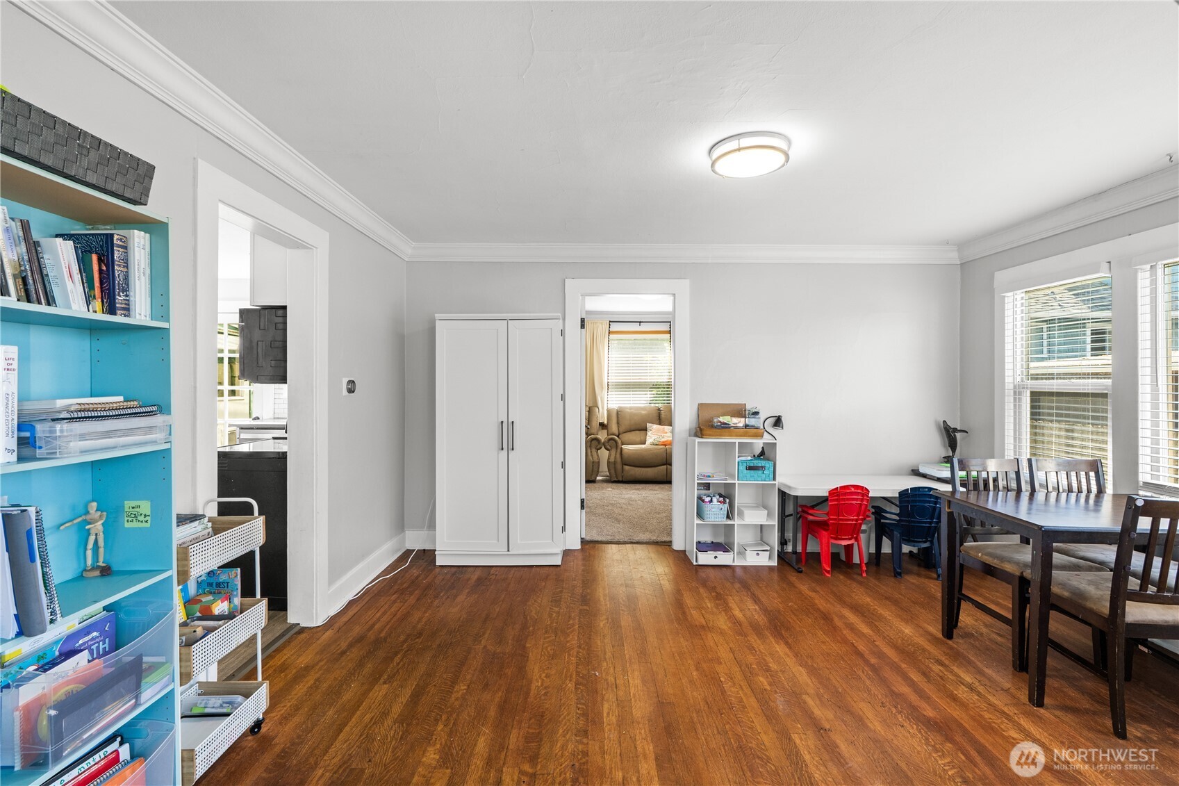 808 N Thornton Street Property Photo 5