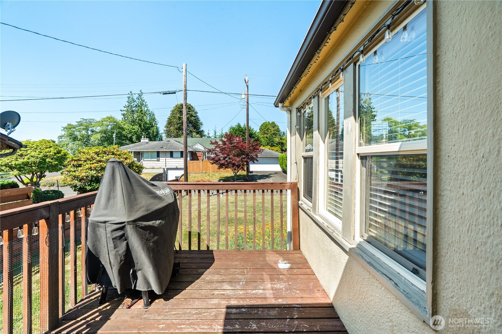 808 N Thornton Street Property Photo 28