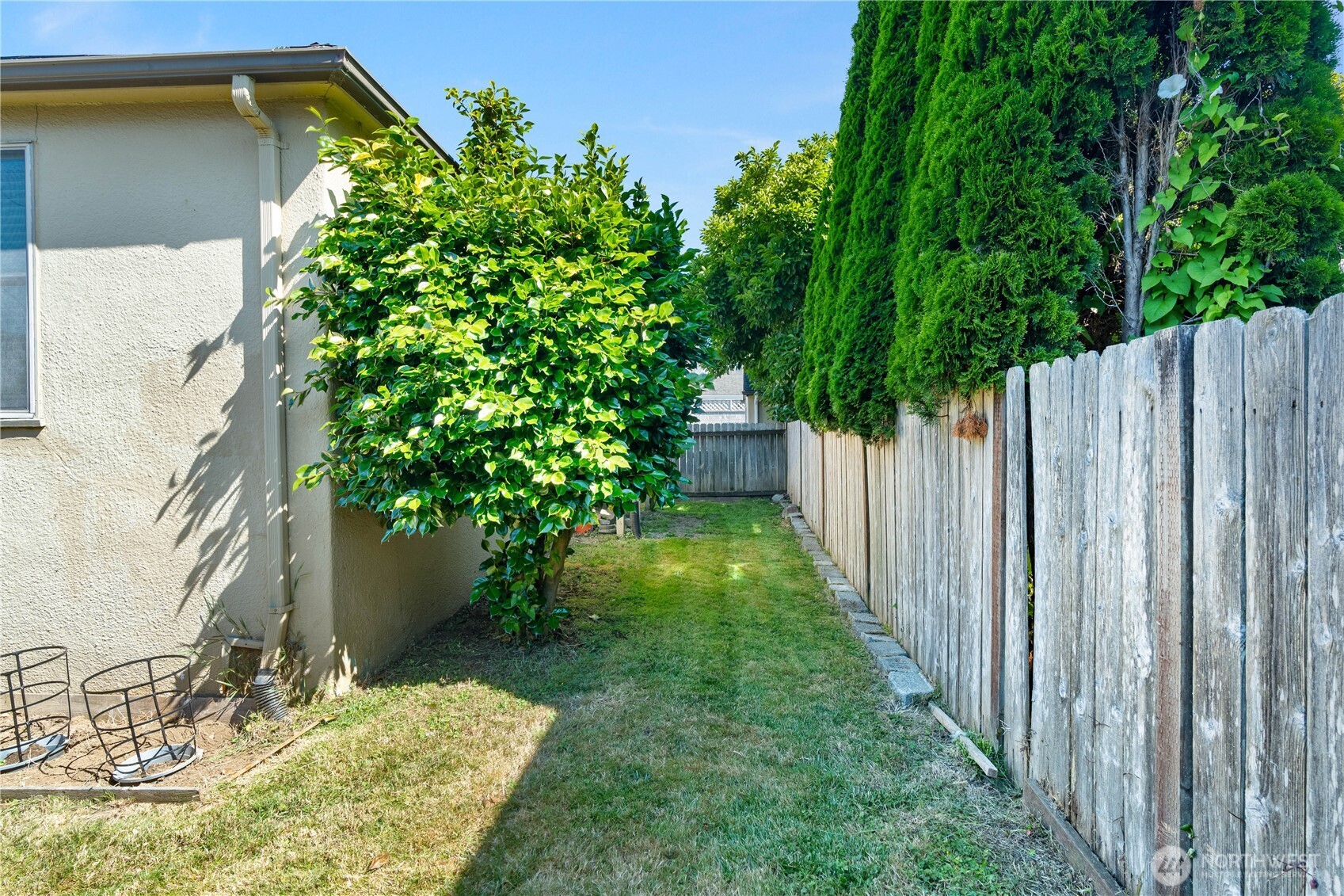 808 N Thornton Street Property Photo 29
