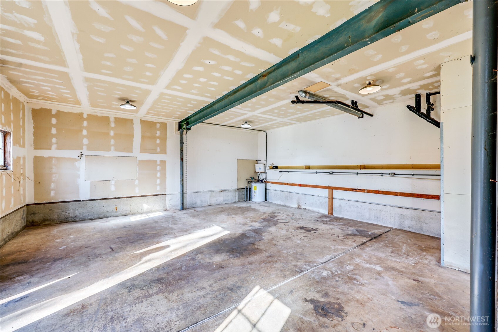 2801 West Valley Road Property Photo 34