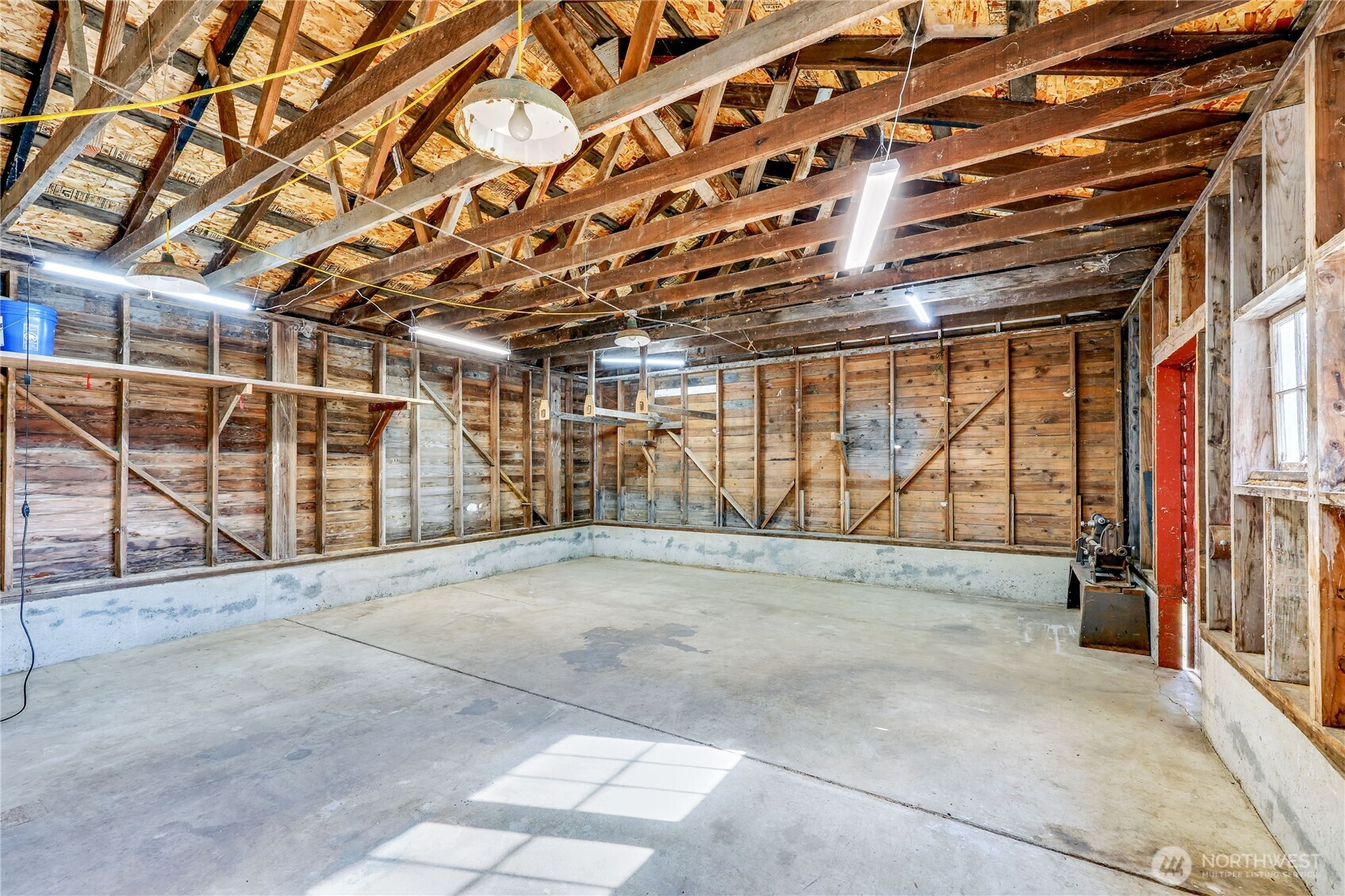 2801 West Valley Road Property Photo 35