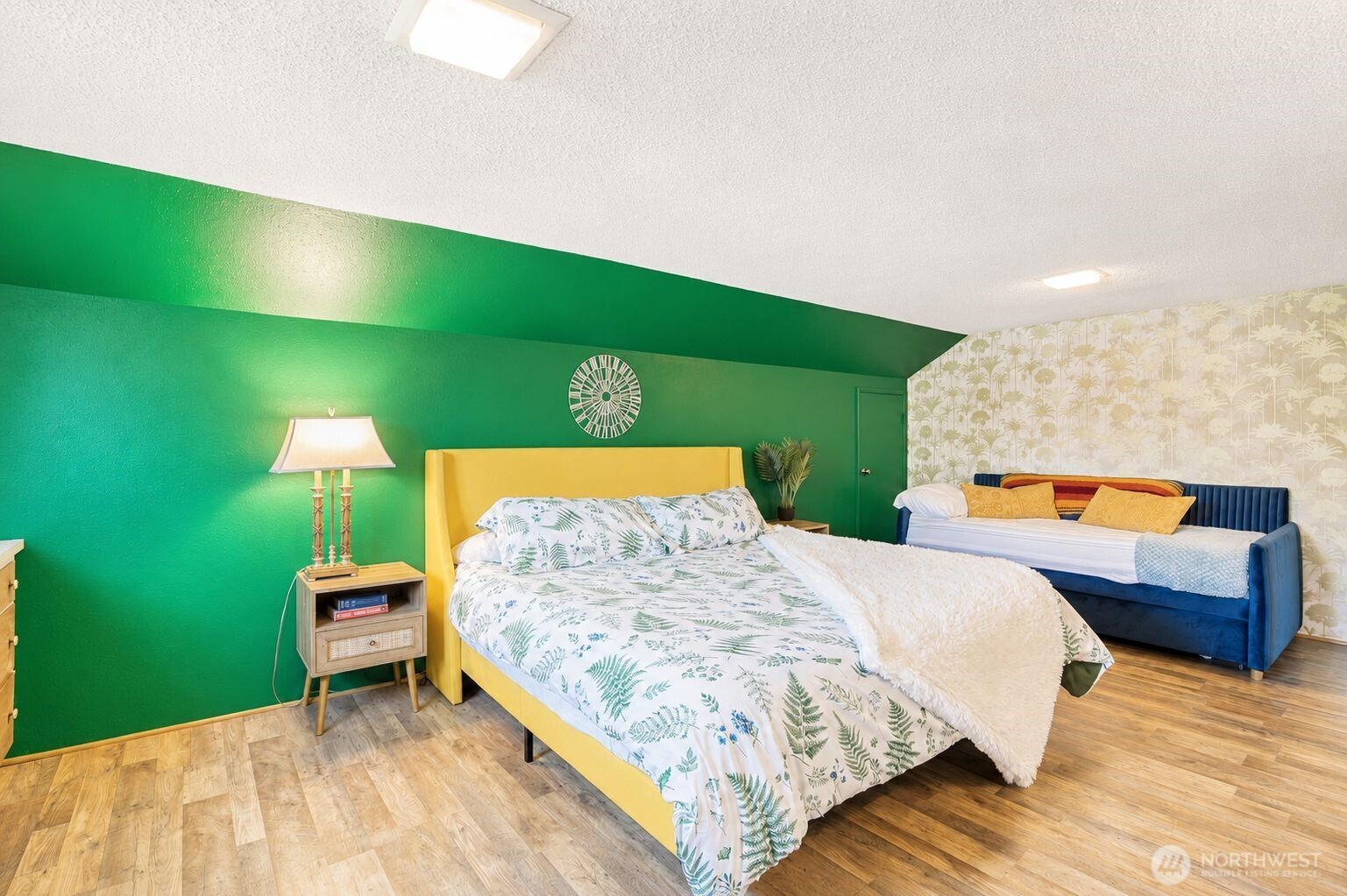 6 4th Street Property Photo 17