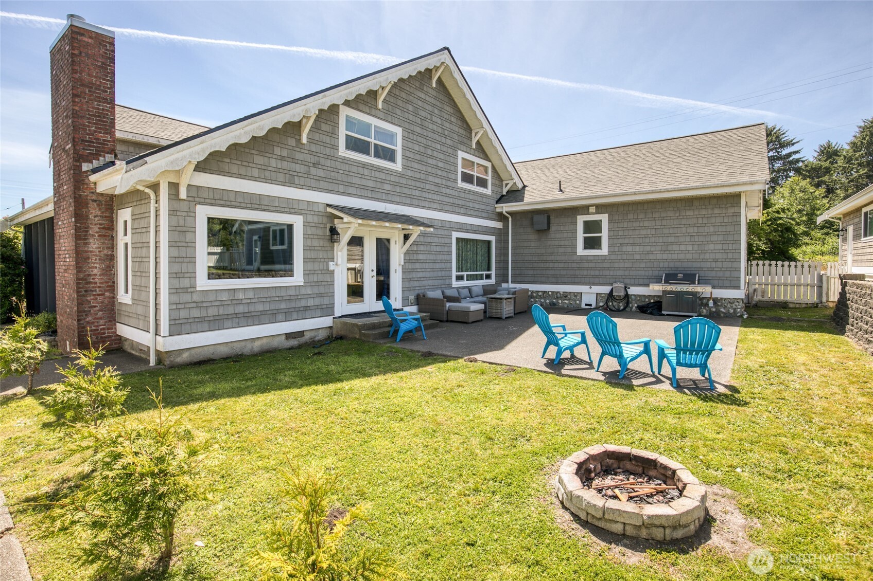 6 4th Street Property Photo 22