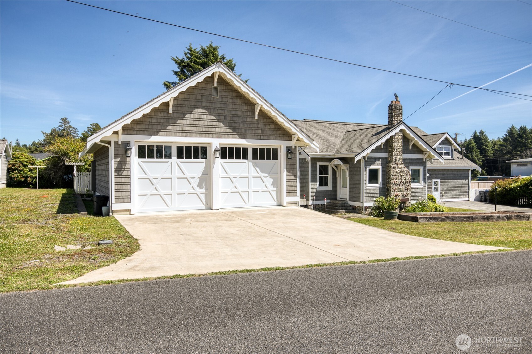 6 4th Street Property Photo 26