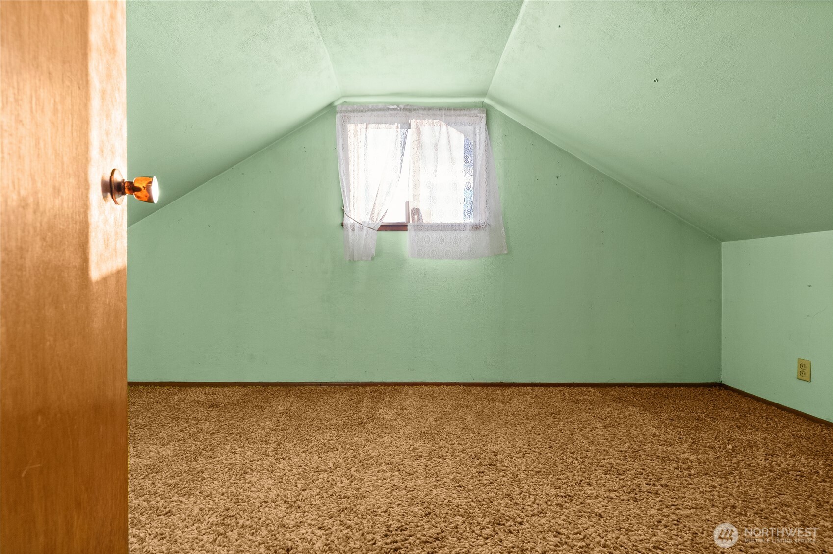 5528 23rd Street Property Photo 21