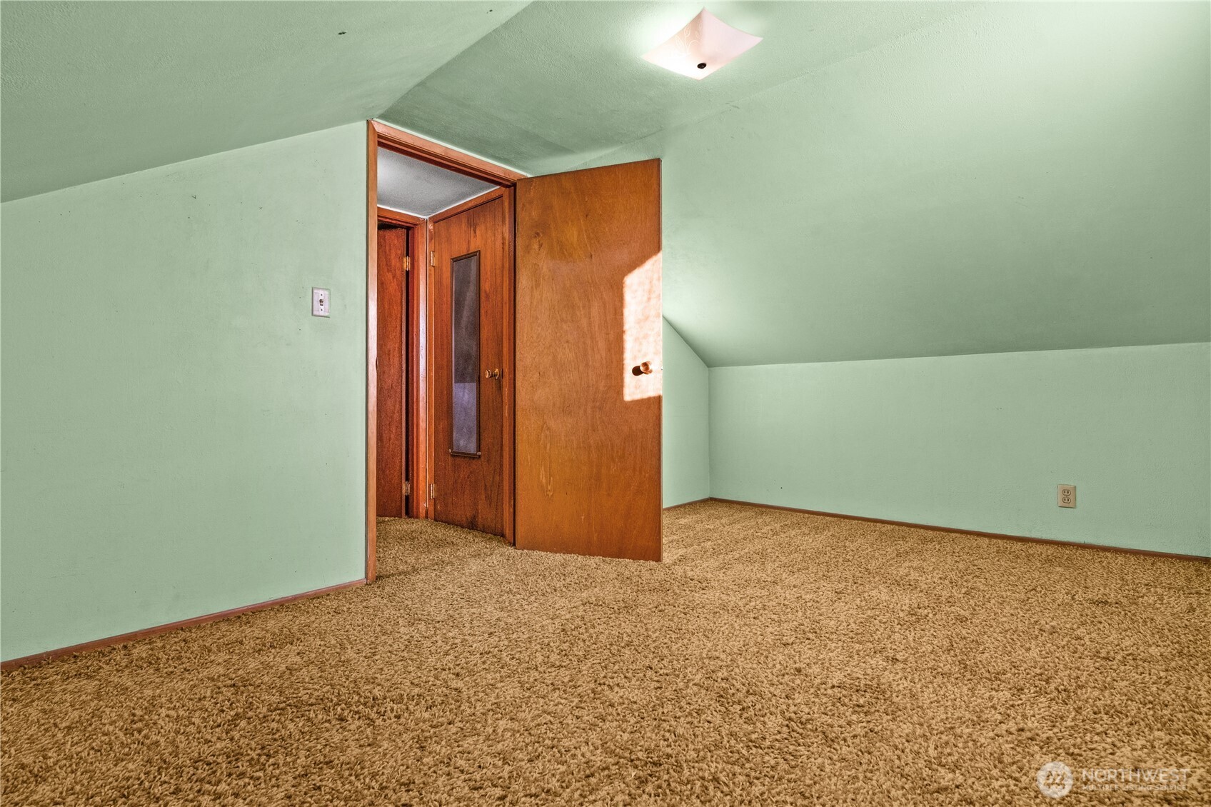 5528 23rd Street Property Photo 22