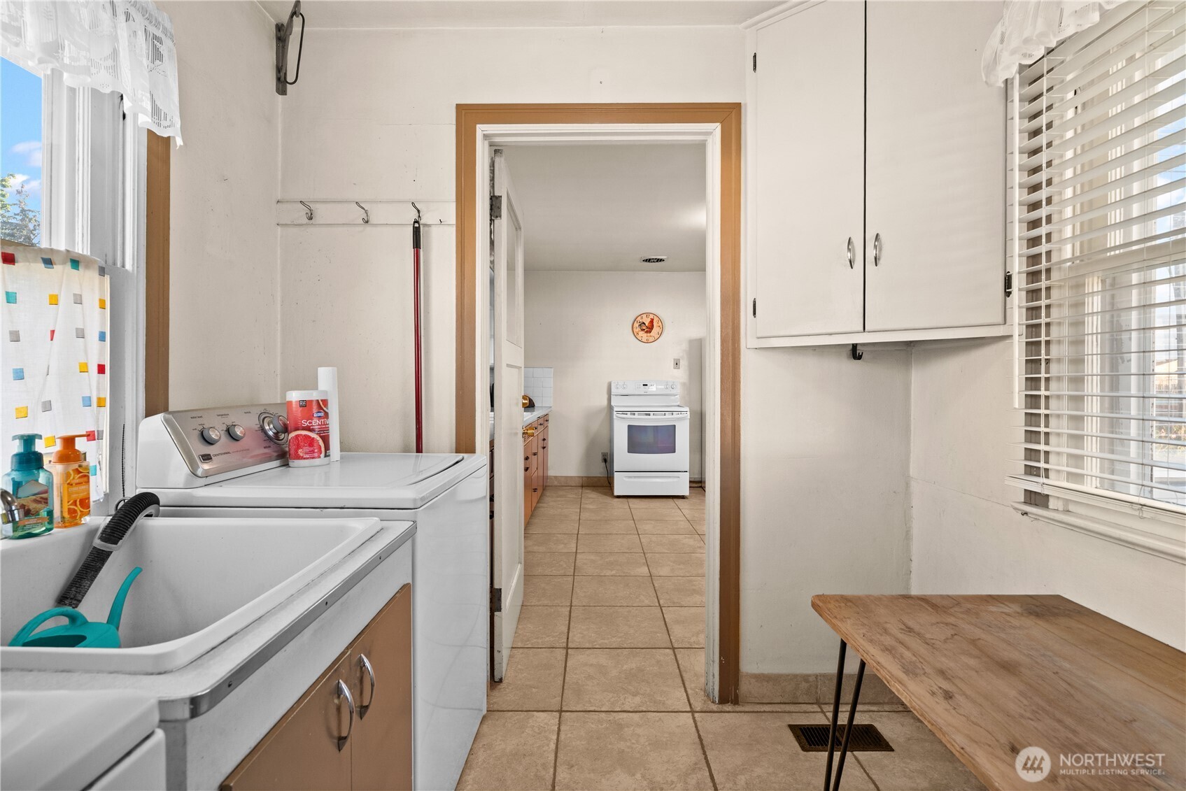 5528 23rd Street Property Photo 23