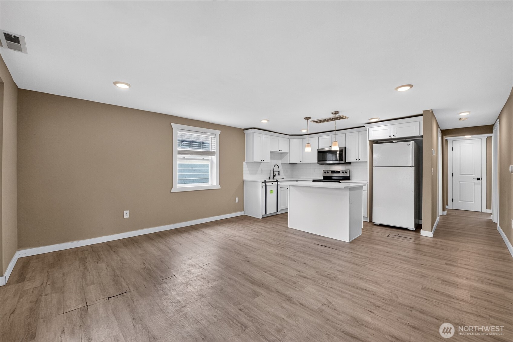 512 133rd Street Property Photo 8
