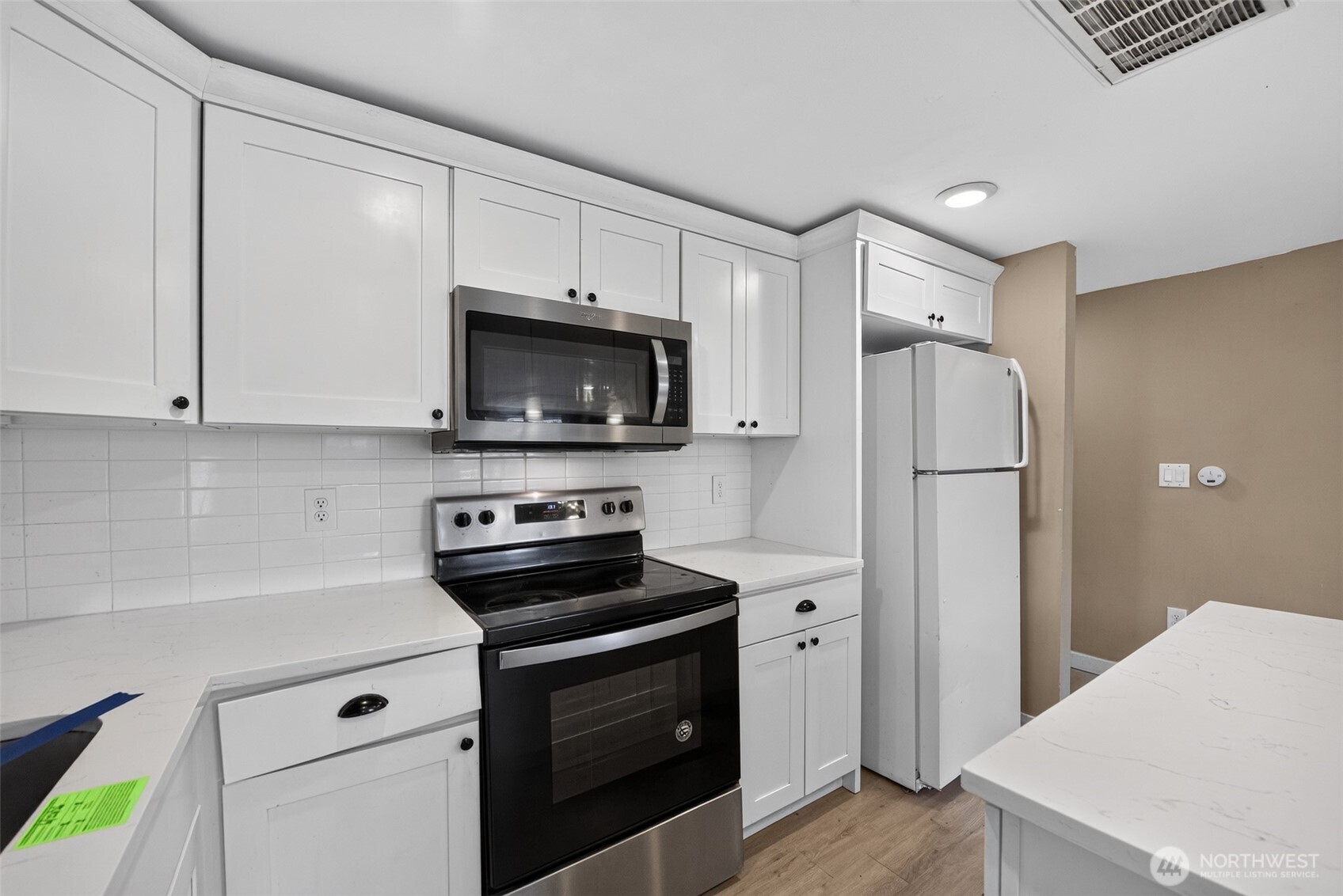 512 133rd Street Property Photo 9