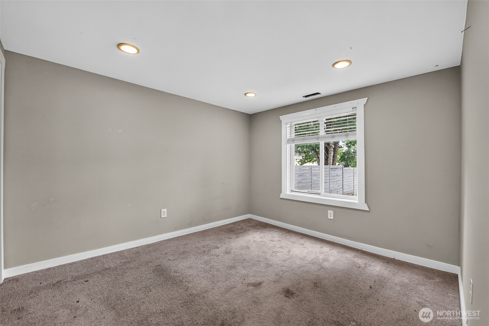 512 133rd Street Property Photo 11