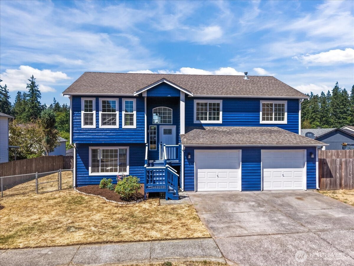 2956 Lowren Loop Property Photo 1
