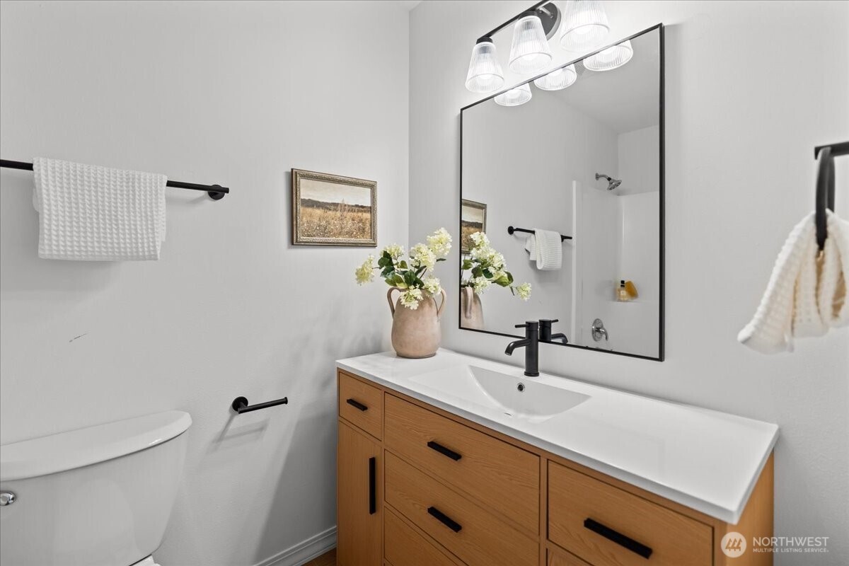 2956 Lowren Loop Property Photo 18