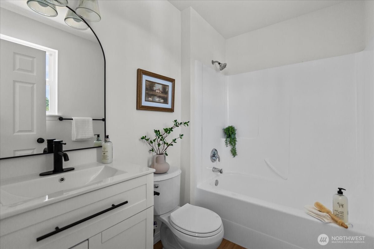 2956 Lowren Loop Property Photo 24