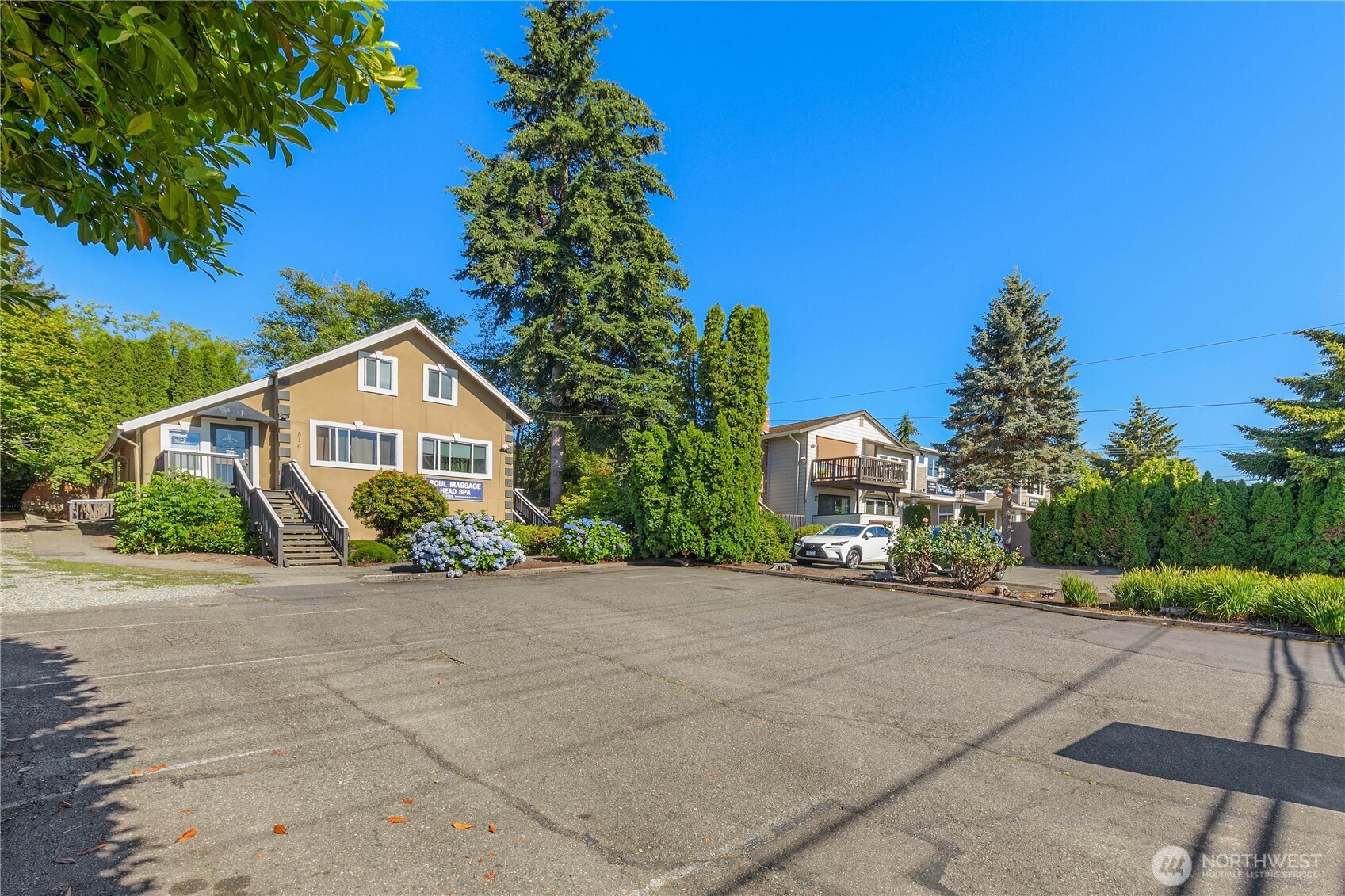 816 6th Street Property Photo 4
