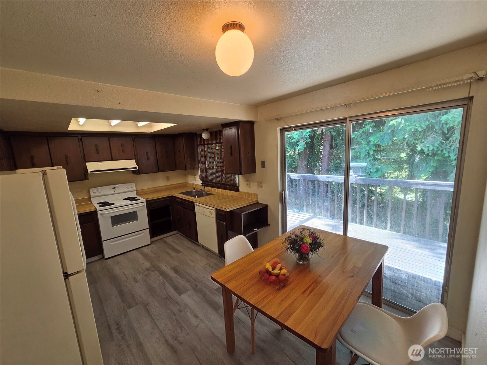 19119 130th Avenue Property Photo 6