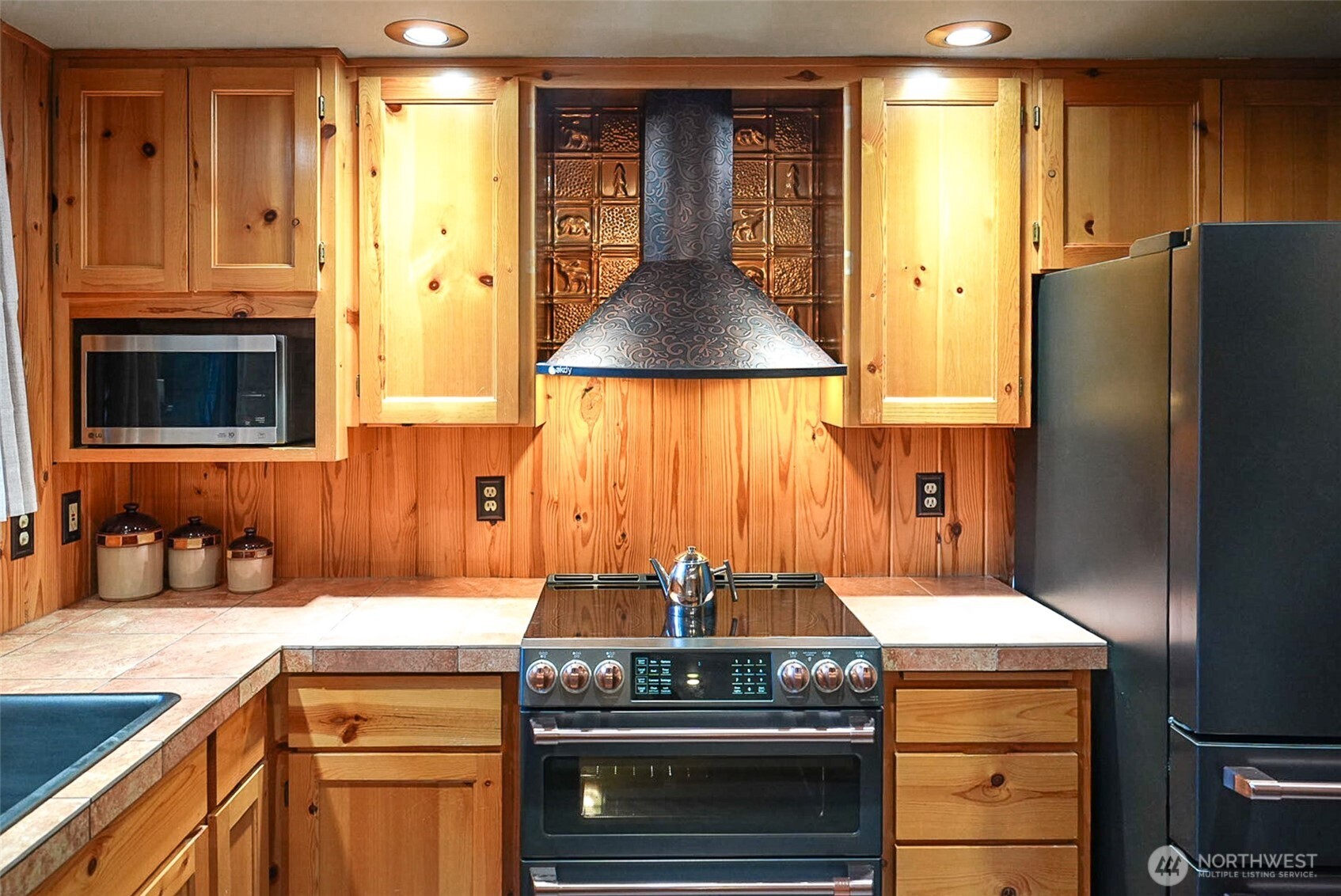 100 Alpine Lane Property Photo 2