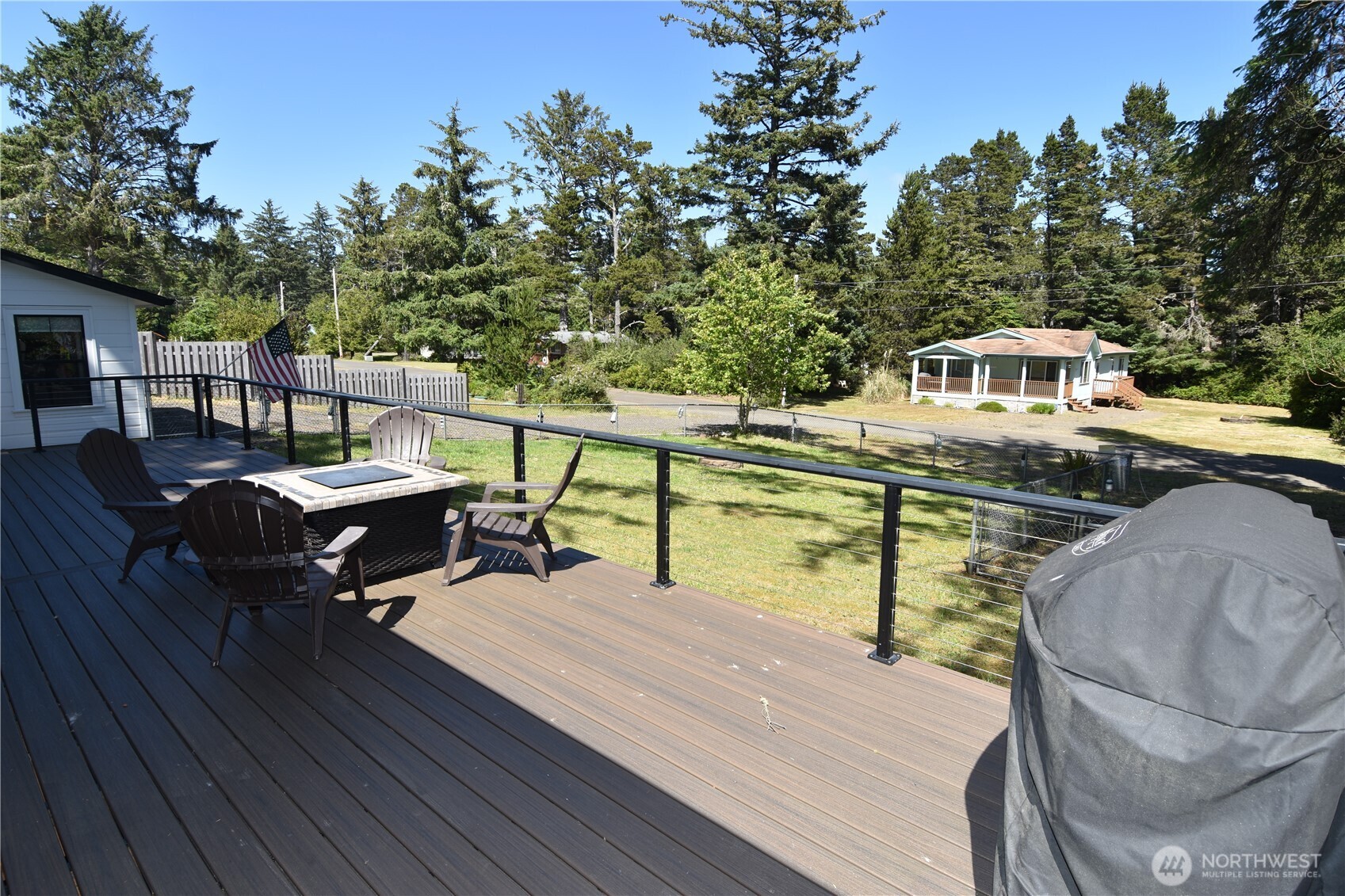 27813 L Place Property Photo 5