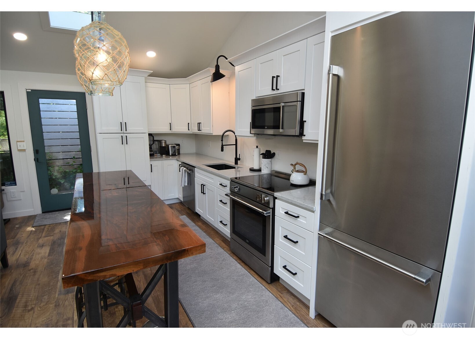 27813 L Place Property Photo 13