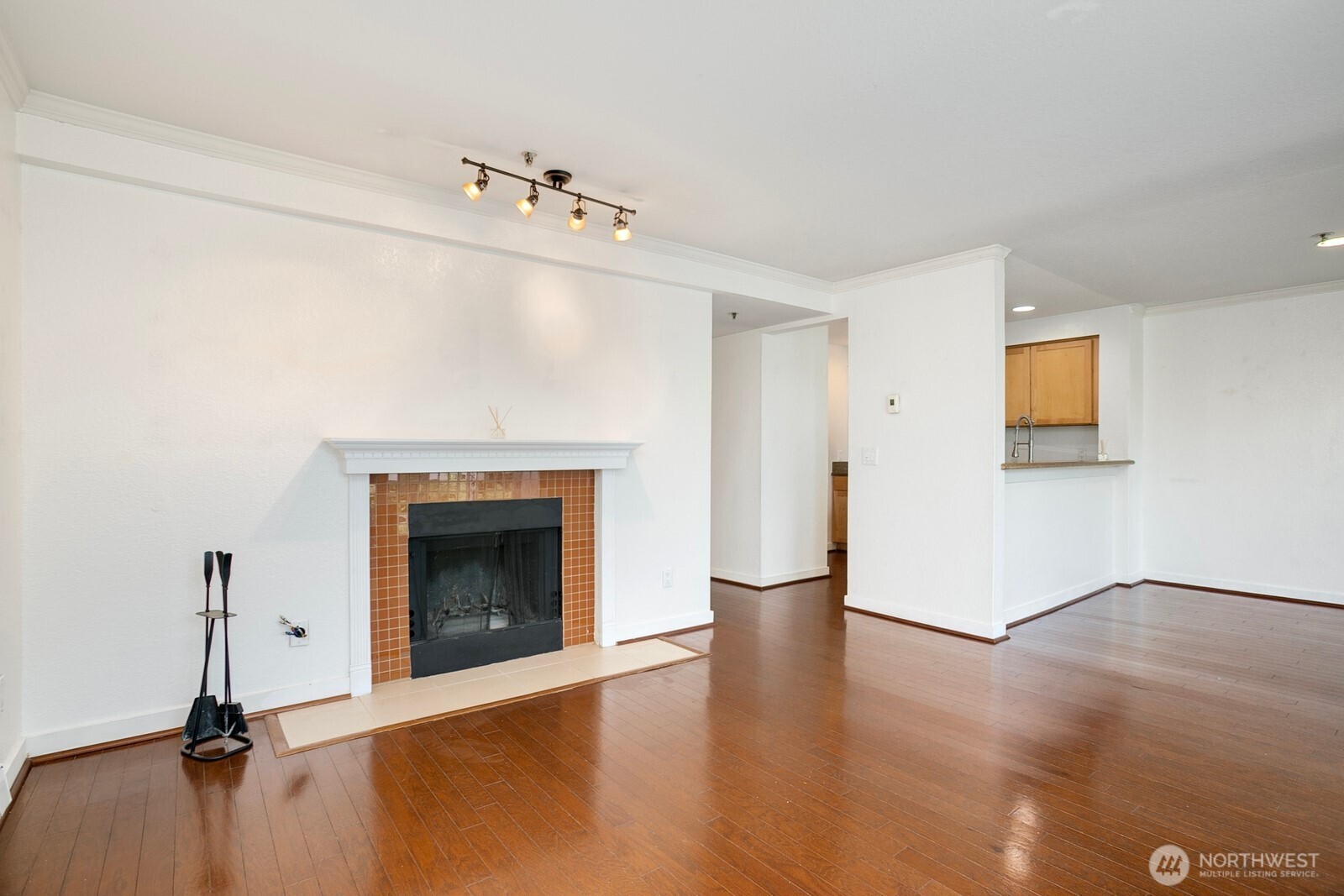 1311 12th Avenue B203 Property Photo 5