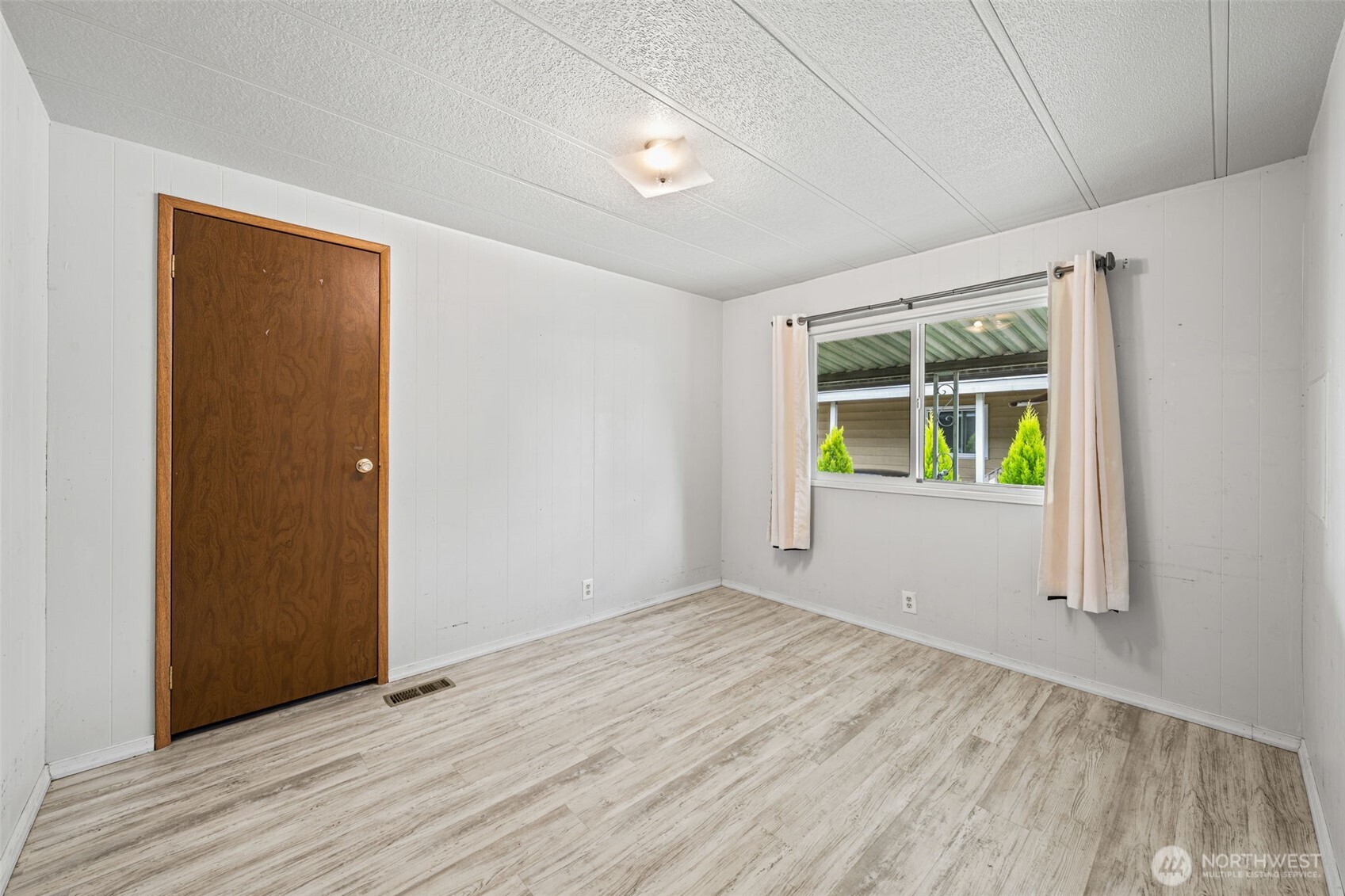 1402 22nd Street 220 Property Photo 17