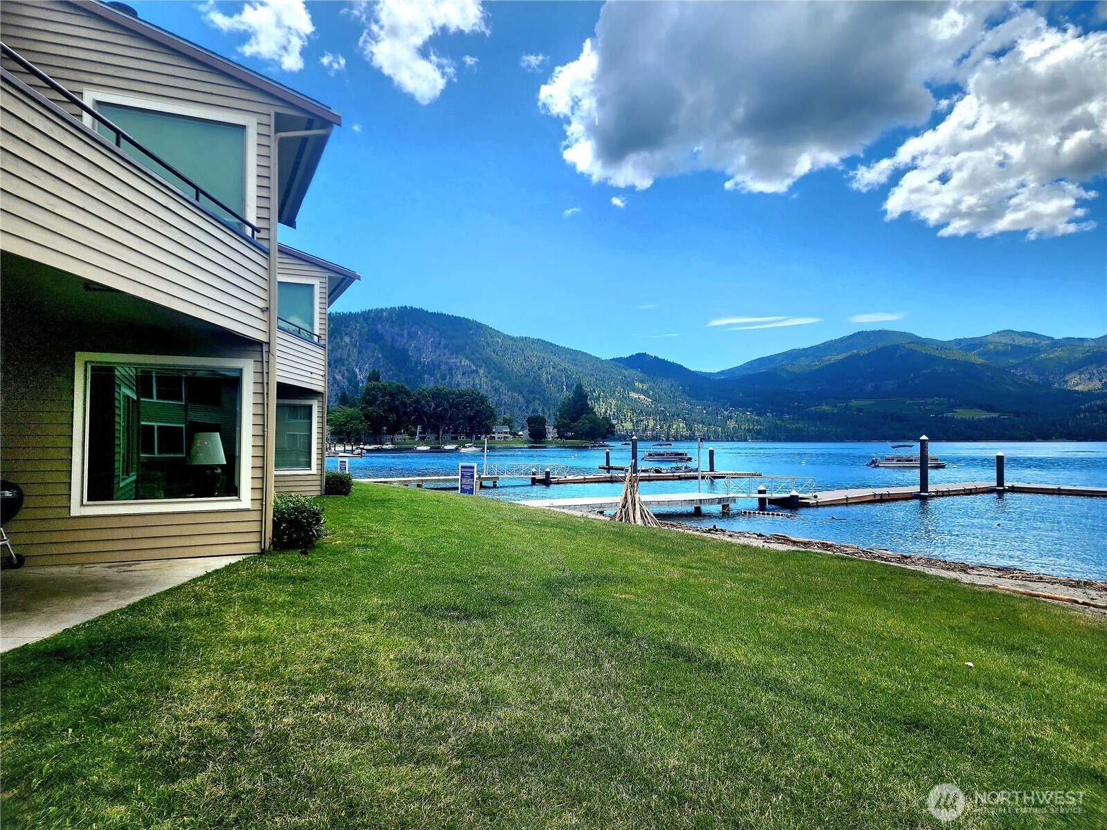 1 Lakeside 712-f Property Photo 19