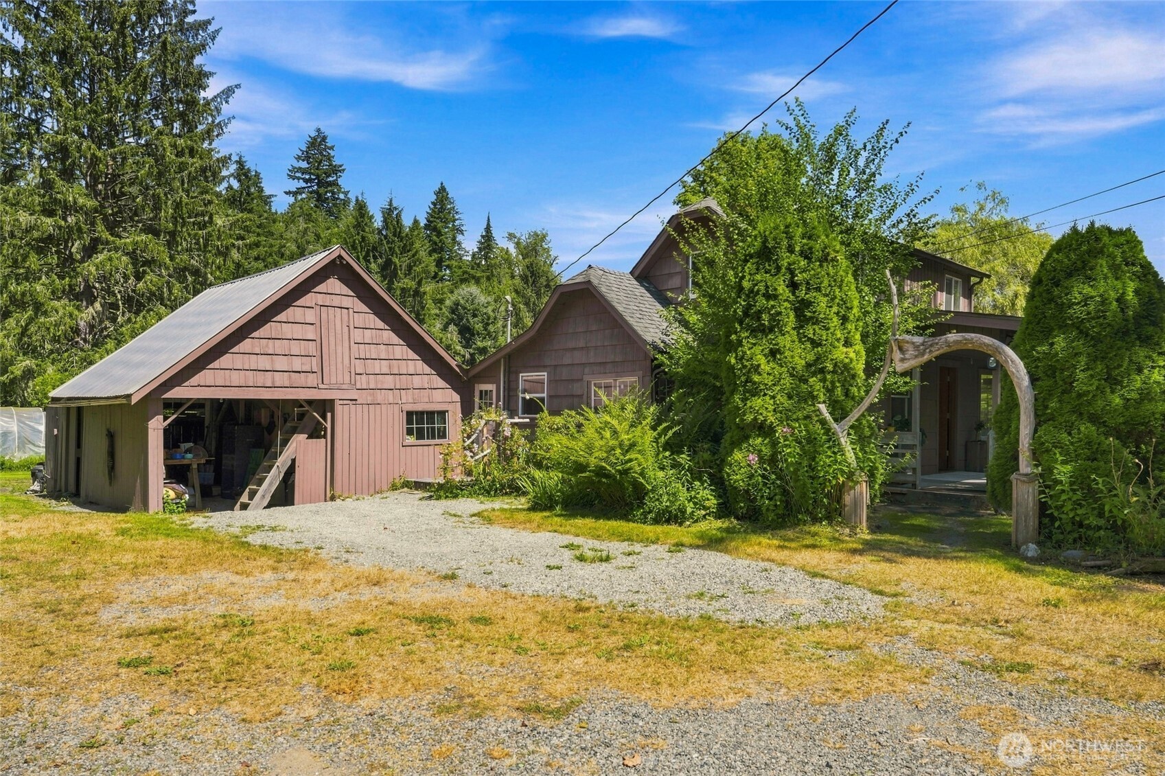 30521 Mountain Loop Hwy Property Photo 2