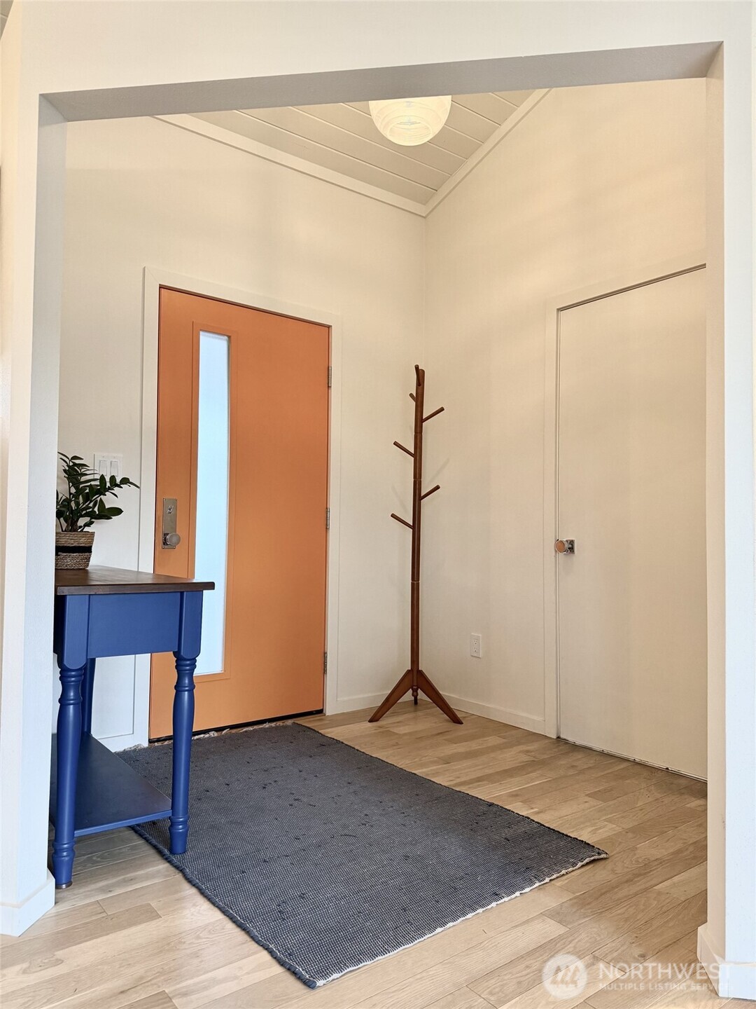 220 Sixth Street Property Photo 3