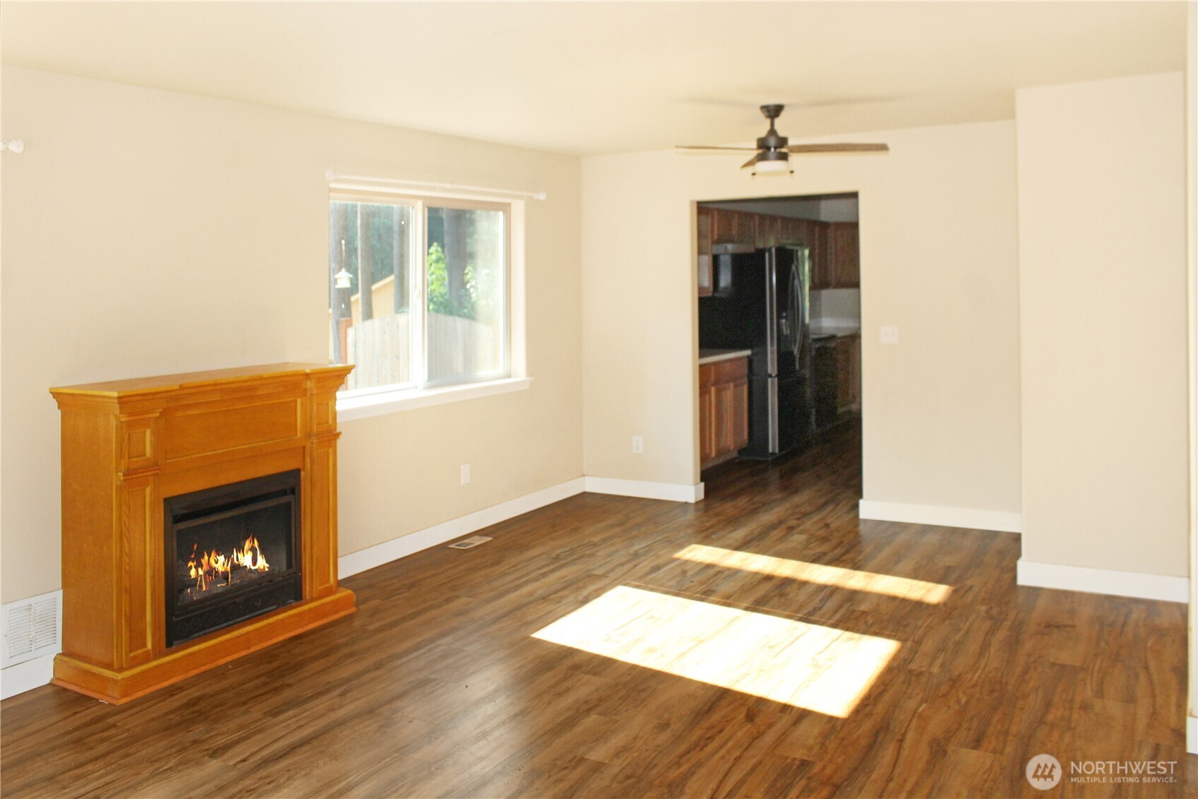 18310 Blue Hills Drive Property Photo 4