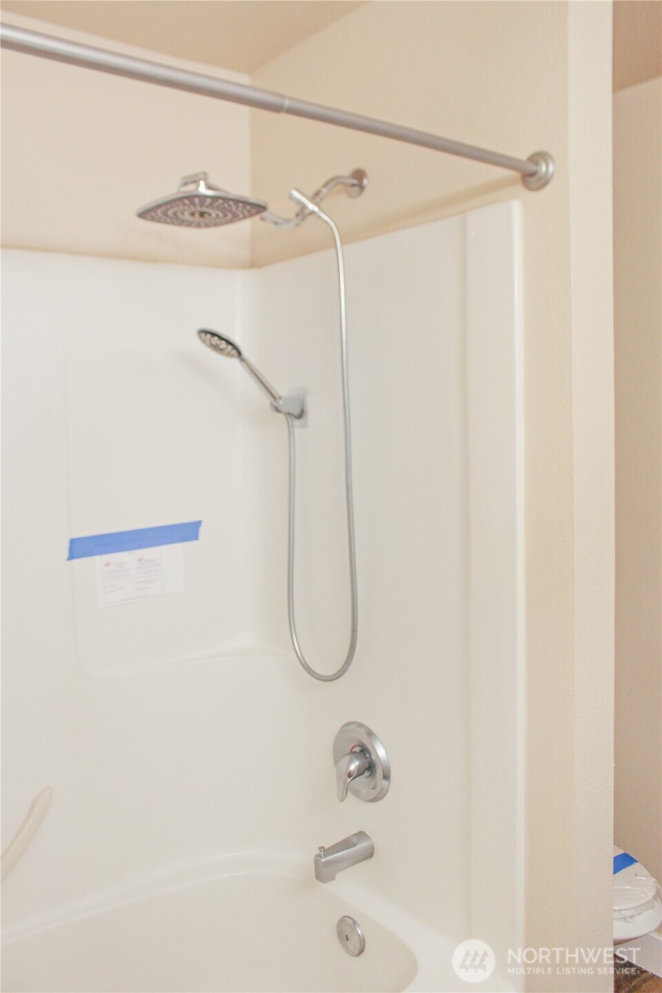18310 Blue Hills Drive Property Photo 14