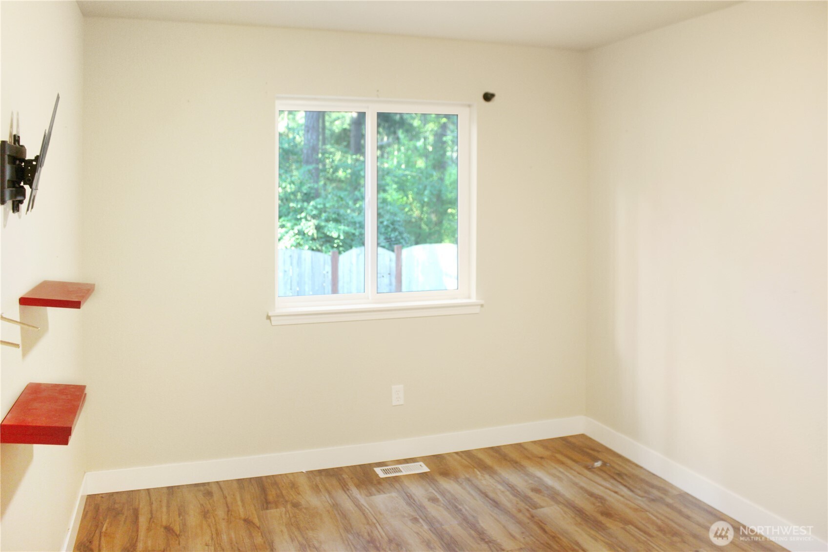 18310 Blue Hills Drive Property Photo 18
