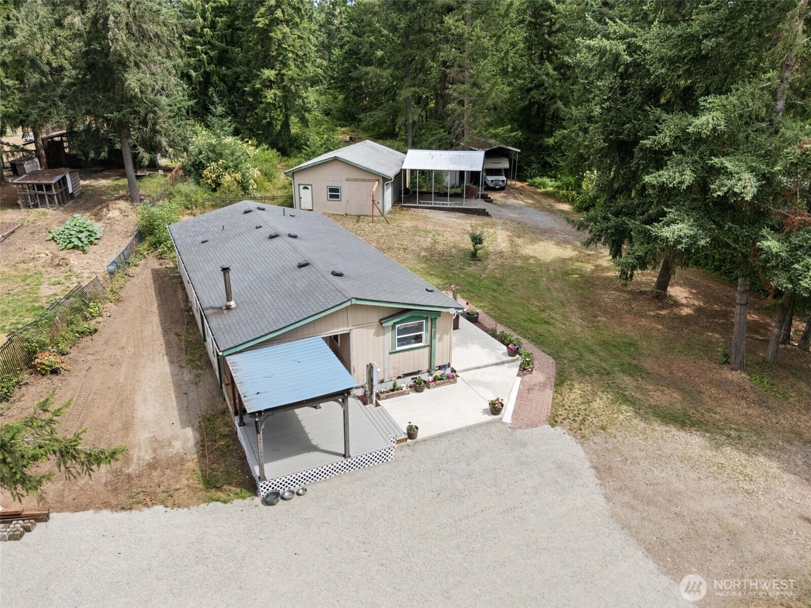 7709 295th Street Property Photo 2