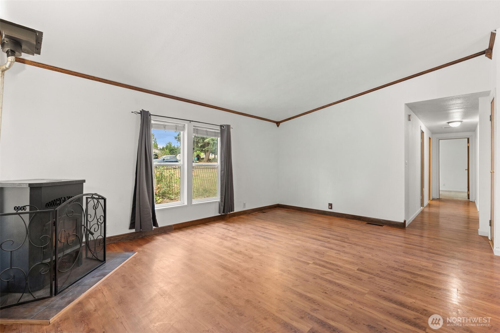 7709 295th Street Property Photo 3