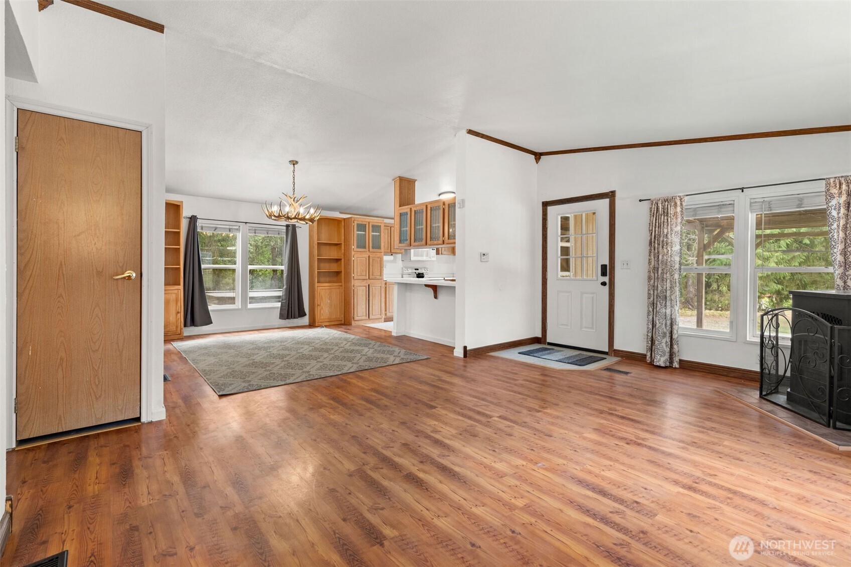 7709 295th Street Property Photo 4