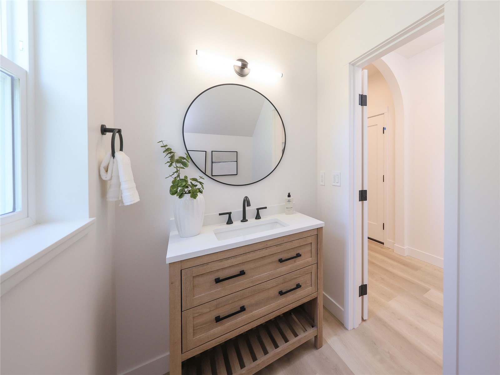 3333 Nassau St Street B Property Photo 15