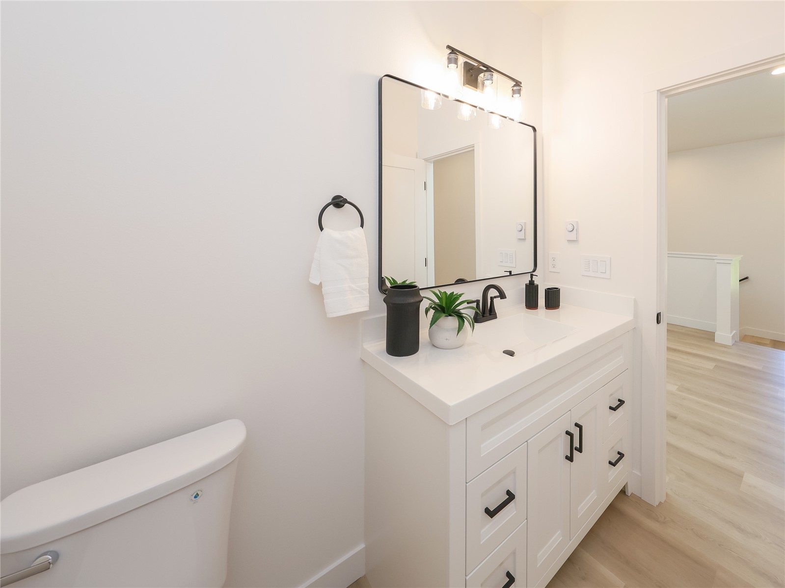 3333 Nassau St Street B Property Photo 25
