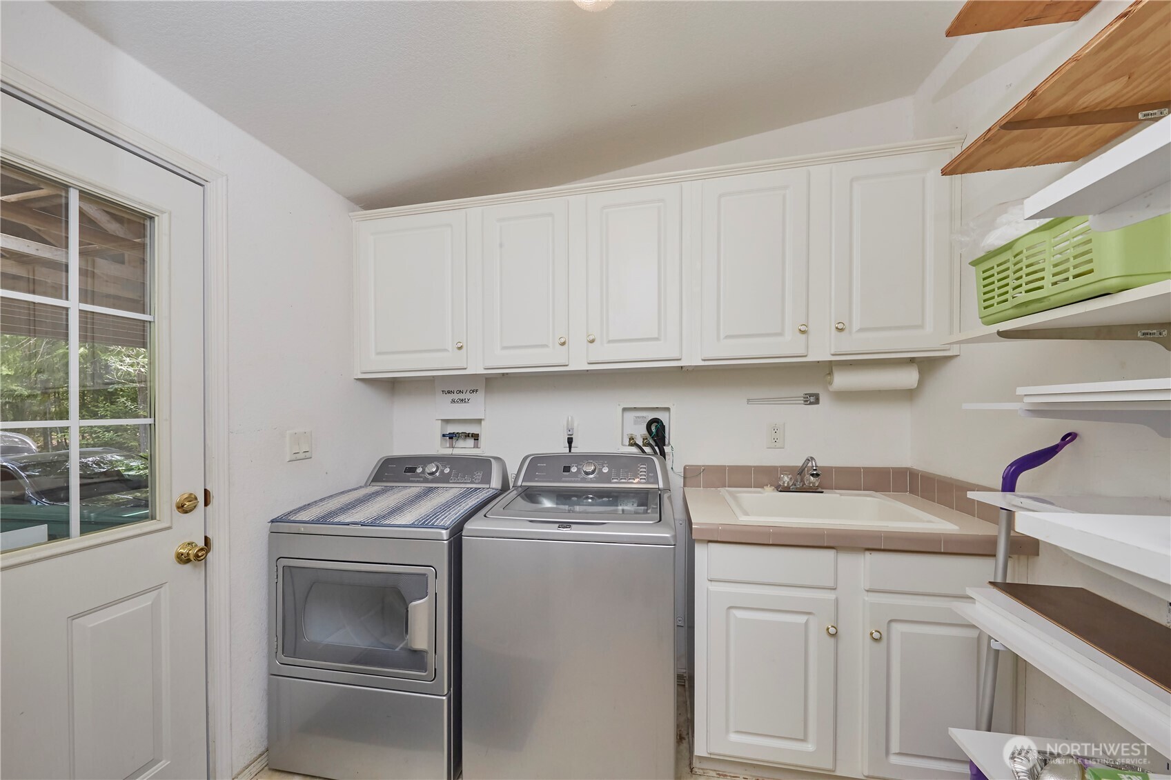 70 N Dow Mountain Drive Property Photo 13