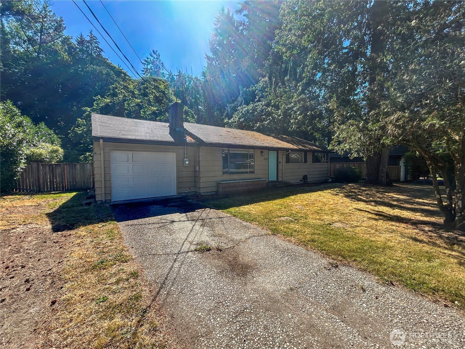 11717 83rd Avenue Property Photo 2