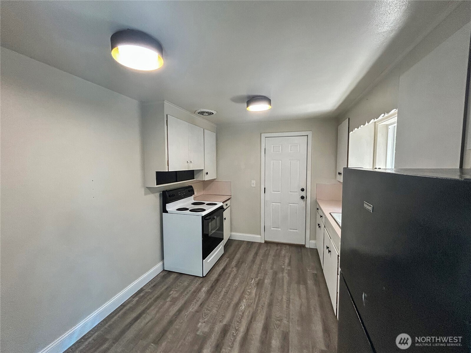 11717 83rd Avenue Property Photo 11
