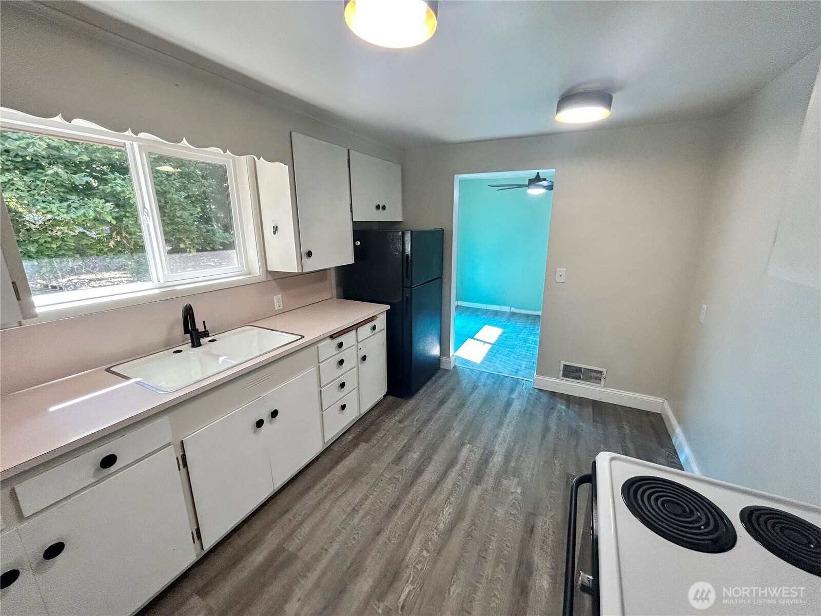 11717 83rd Avenue Property Photo 12