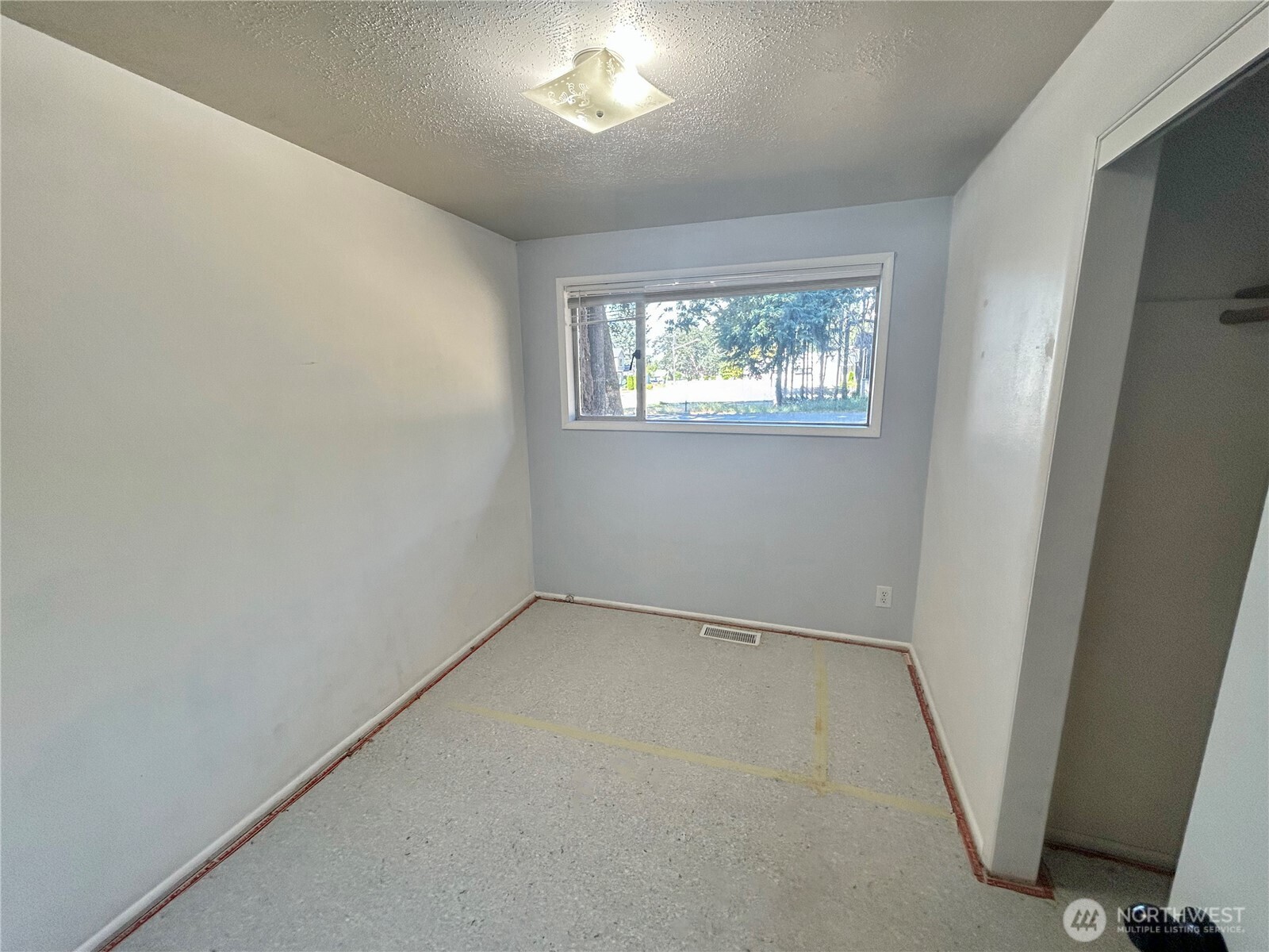 11717 83rd Avenue Property Photo 13